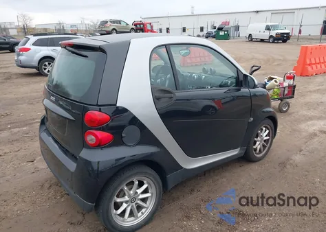 2009 Smart Fortwo Brabus/Passion/Pure z USA, uszkodzony, nr VIN WMEEJ31X39K315166